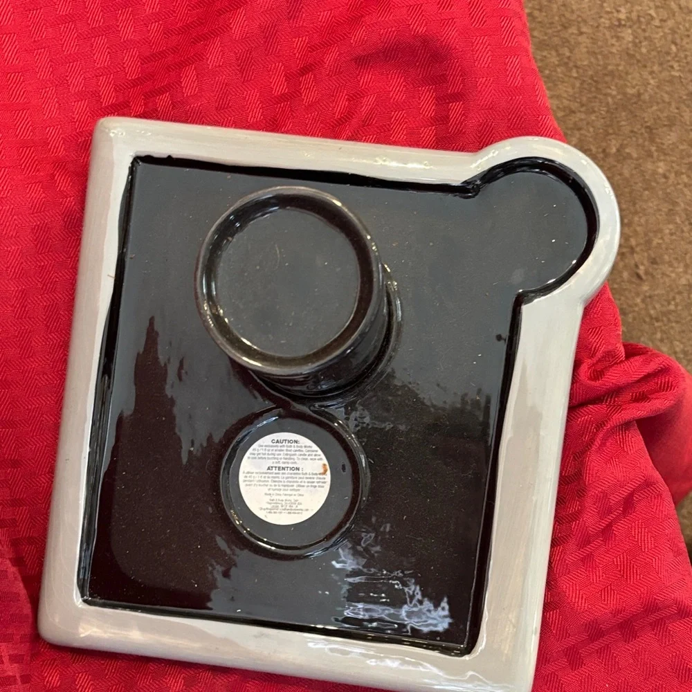 Bath & Body Works Halloween Haunted House Decor - Black, Gray, Orange - Picture 3 of 6